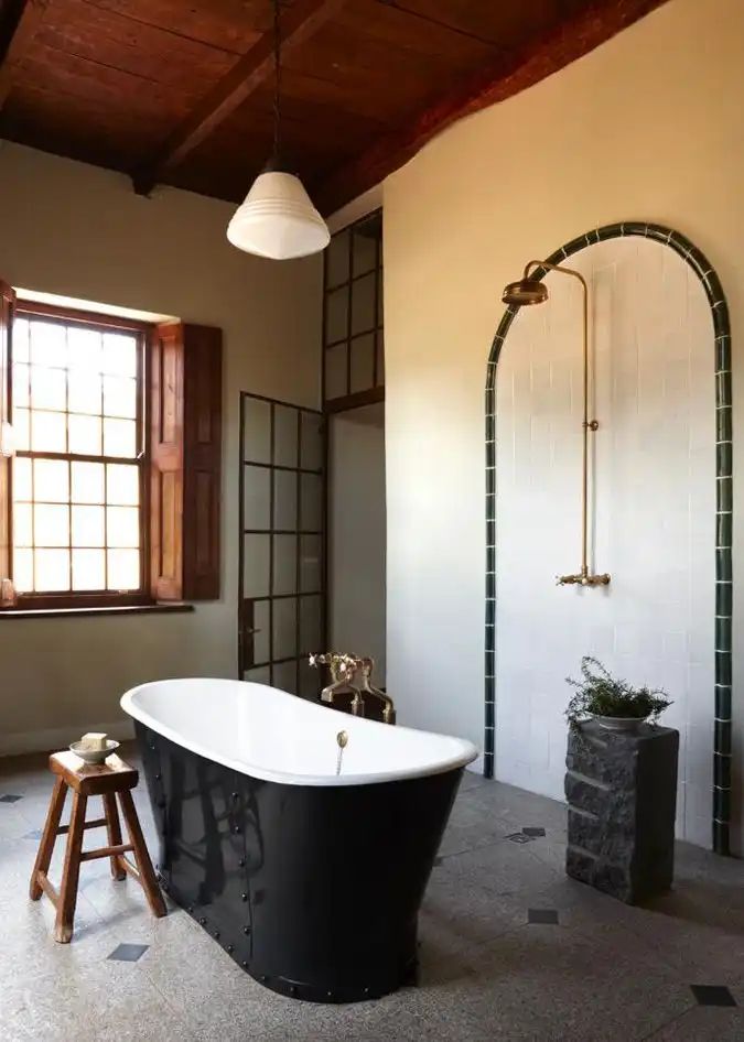 160 years house with modern bathroom