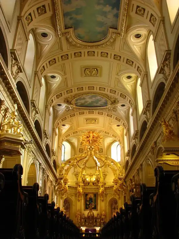 768px Notre Dame de Quebec interieur