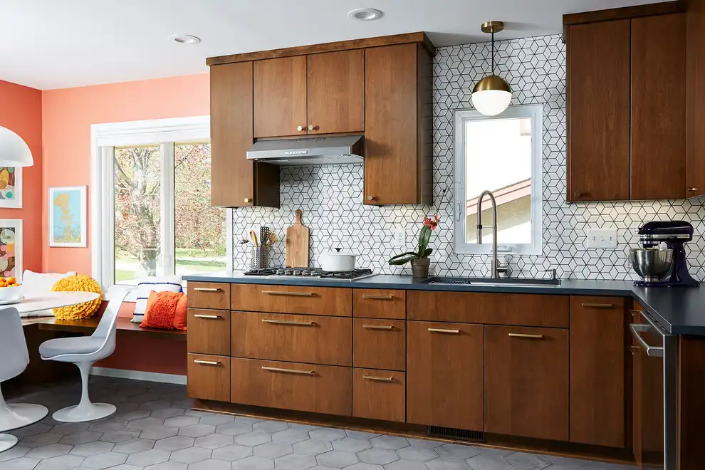A Geometric Patterned Tile