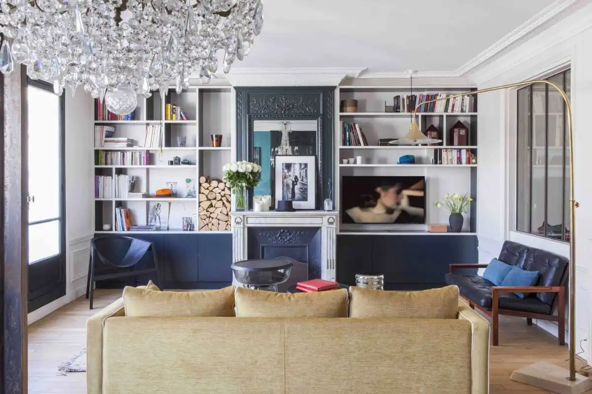 A Parisian apartment in Place des Ternes Living Room
