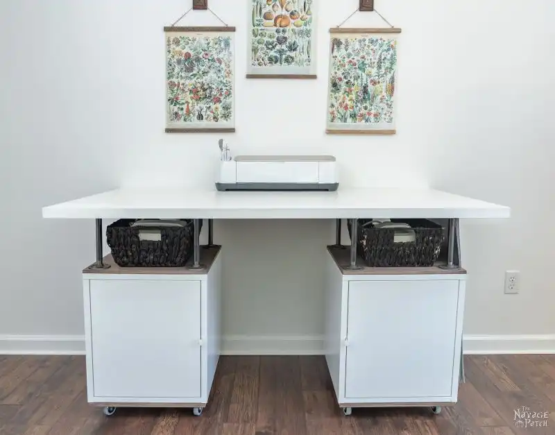 A custom rolling table