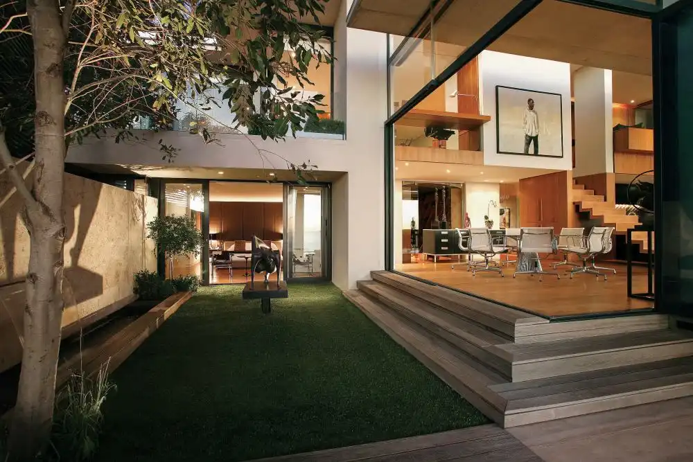 ARRCC Horizon Villa in Cape Town South Africa small backyard