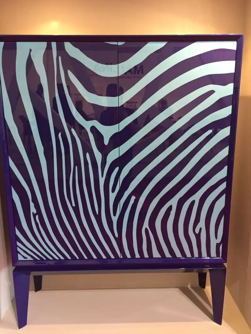 Accent purple zebra design