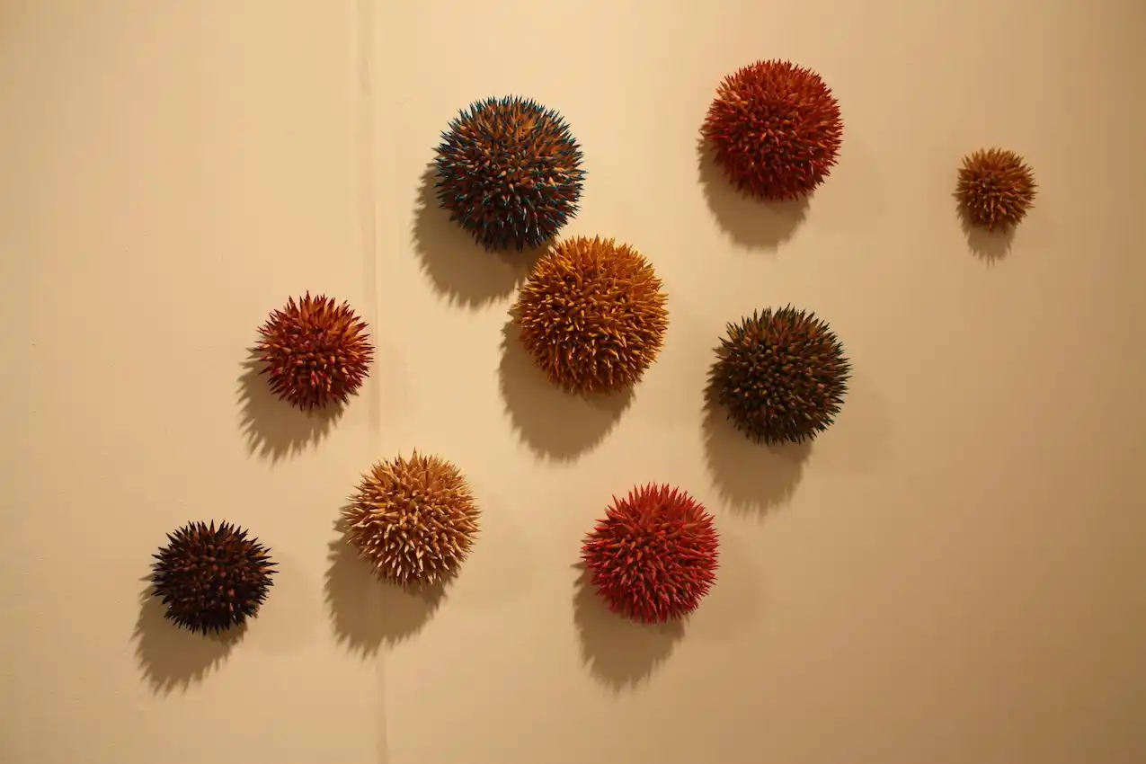 Sculptural Art that Creates an Illusion