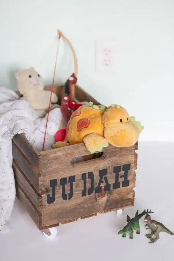 Animal toys crates storage