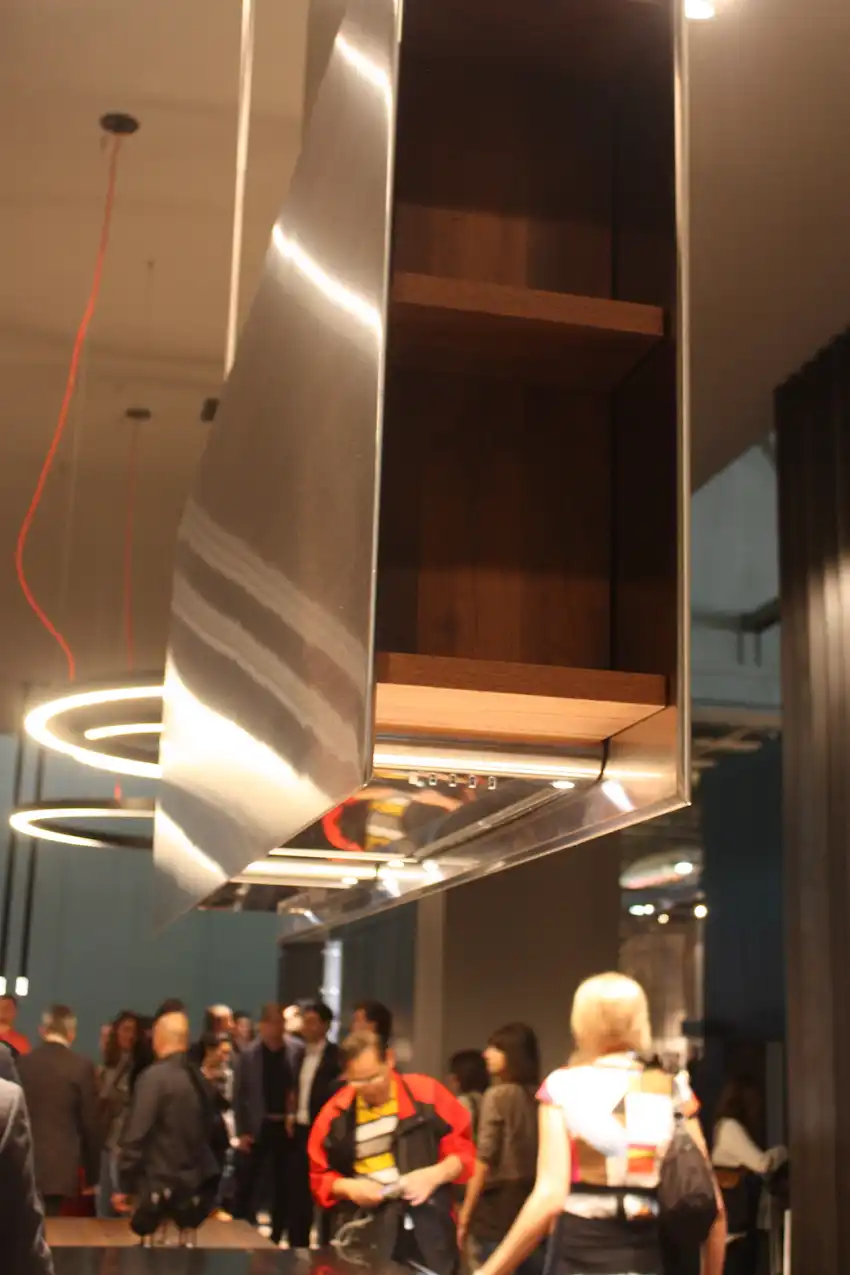Arrital box hood shelf