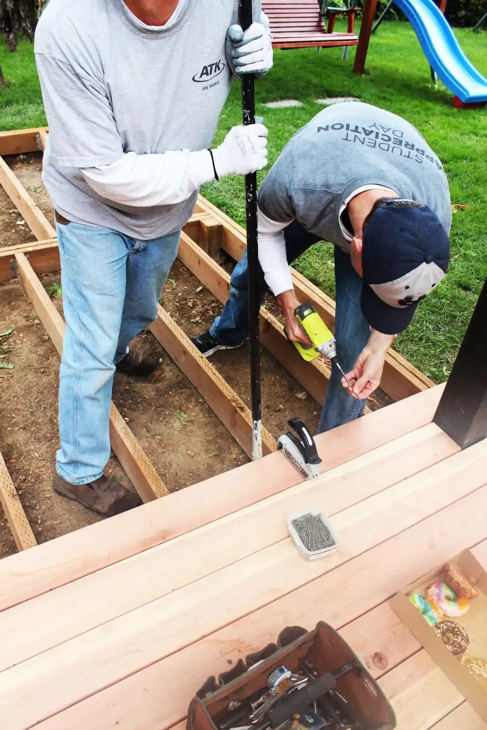 How to Install a Redwood Deck Floor 19