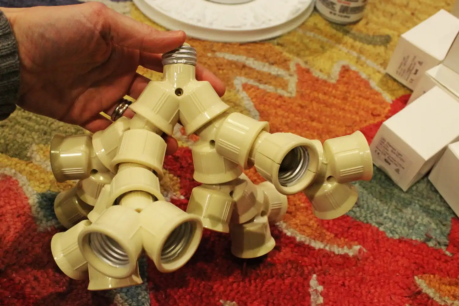 Assemble socket splitters