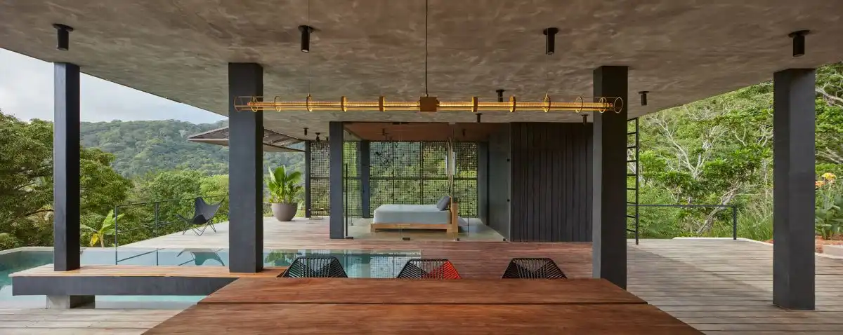 Atelier Costa Rica house with Green Roof by Formafatal lighting ceiling