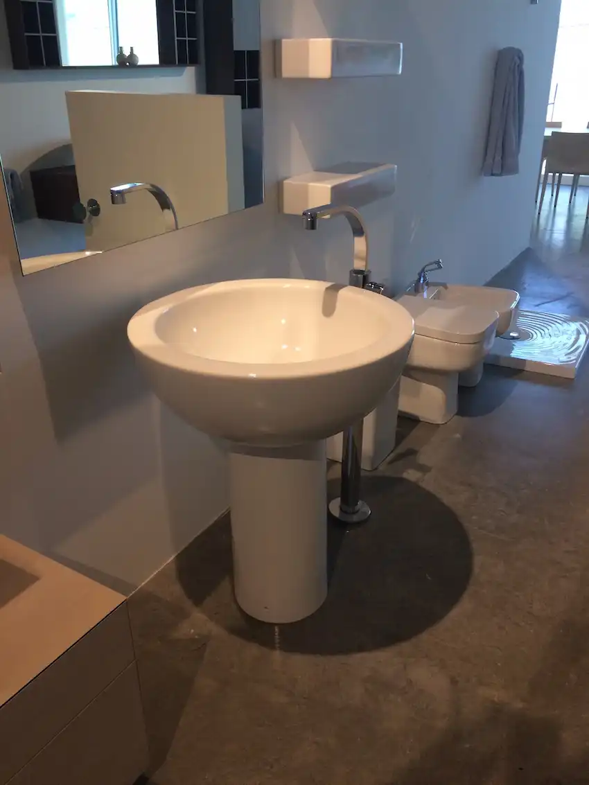 Bathroom fixtures