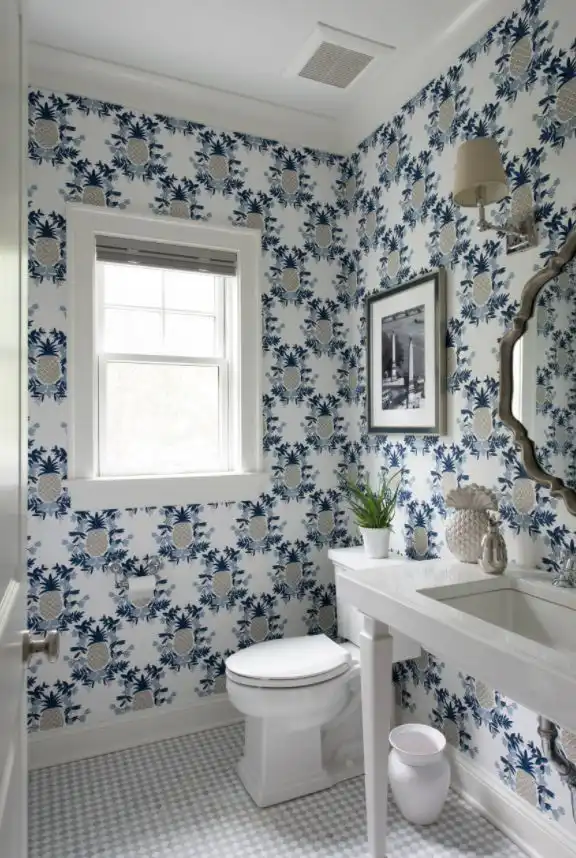 Bathroom wallpaper with pineapple patern