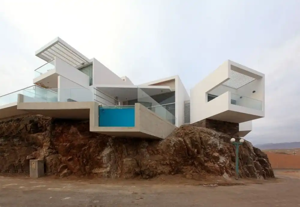 Beach House Las Lomas I 05 by Vértice Arquitectos