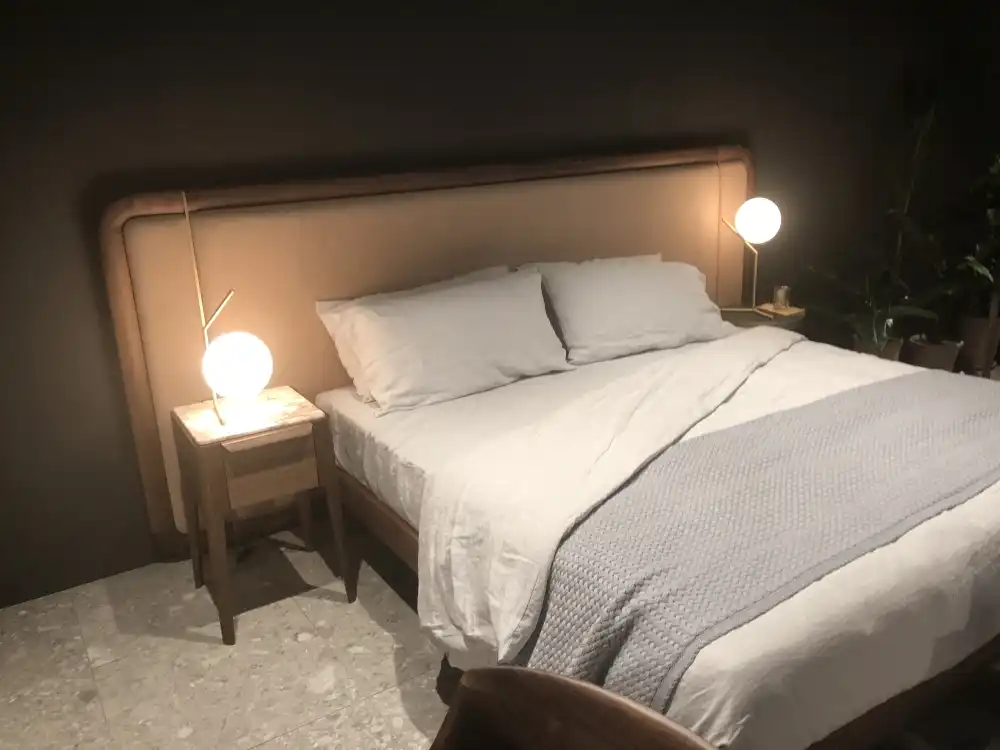 Bedroom color decor