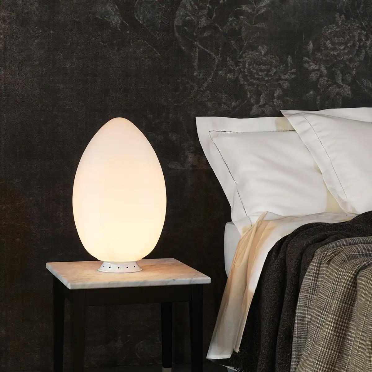 Bedroon nighstand uovo-led