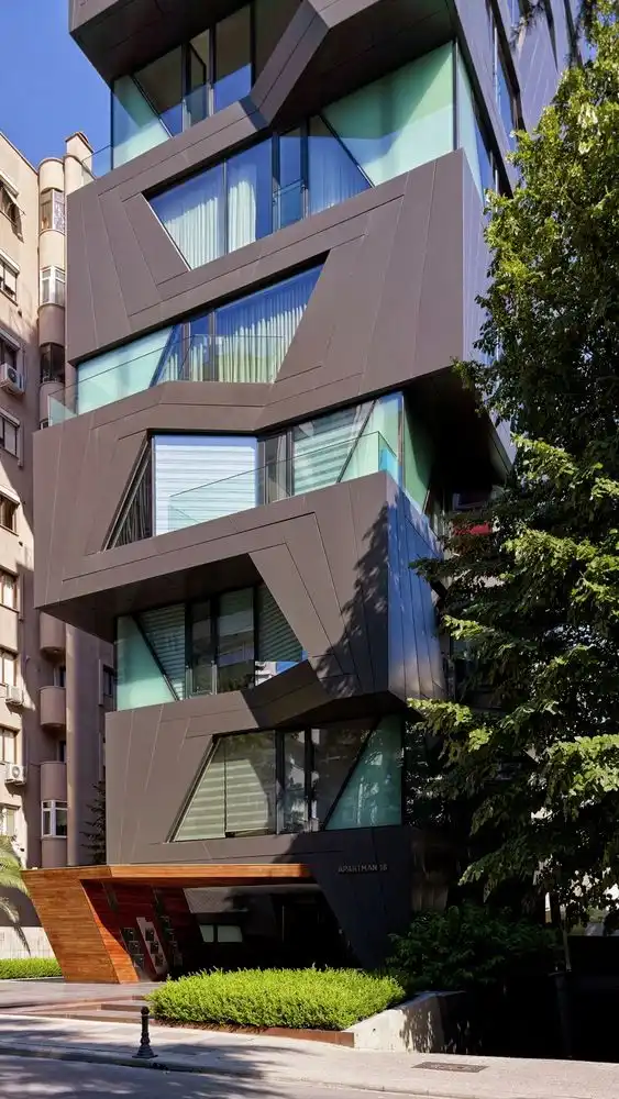 Black Apartman 18 Building by Aytac Architects