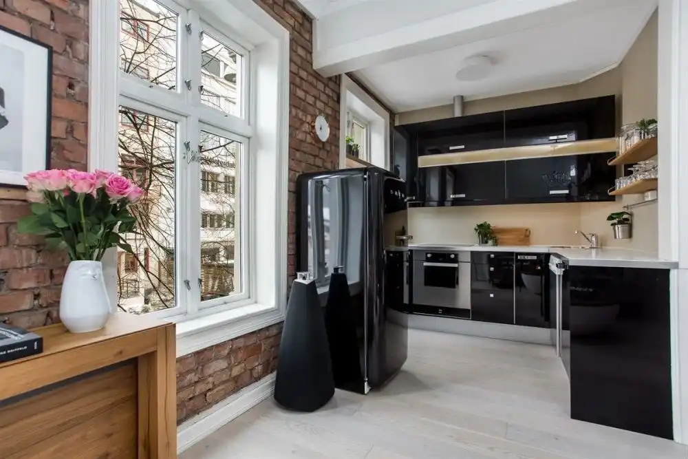 Open vs closed kitchen layout design