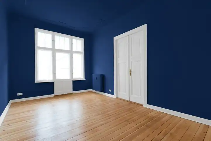 Should I Paint My Ceiling the Same as My Walls?
