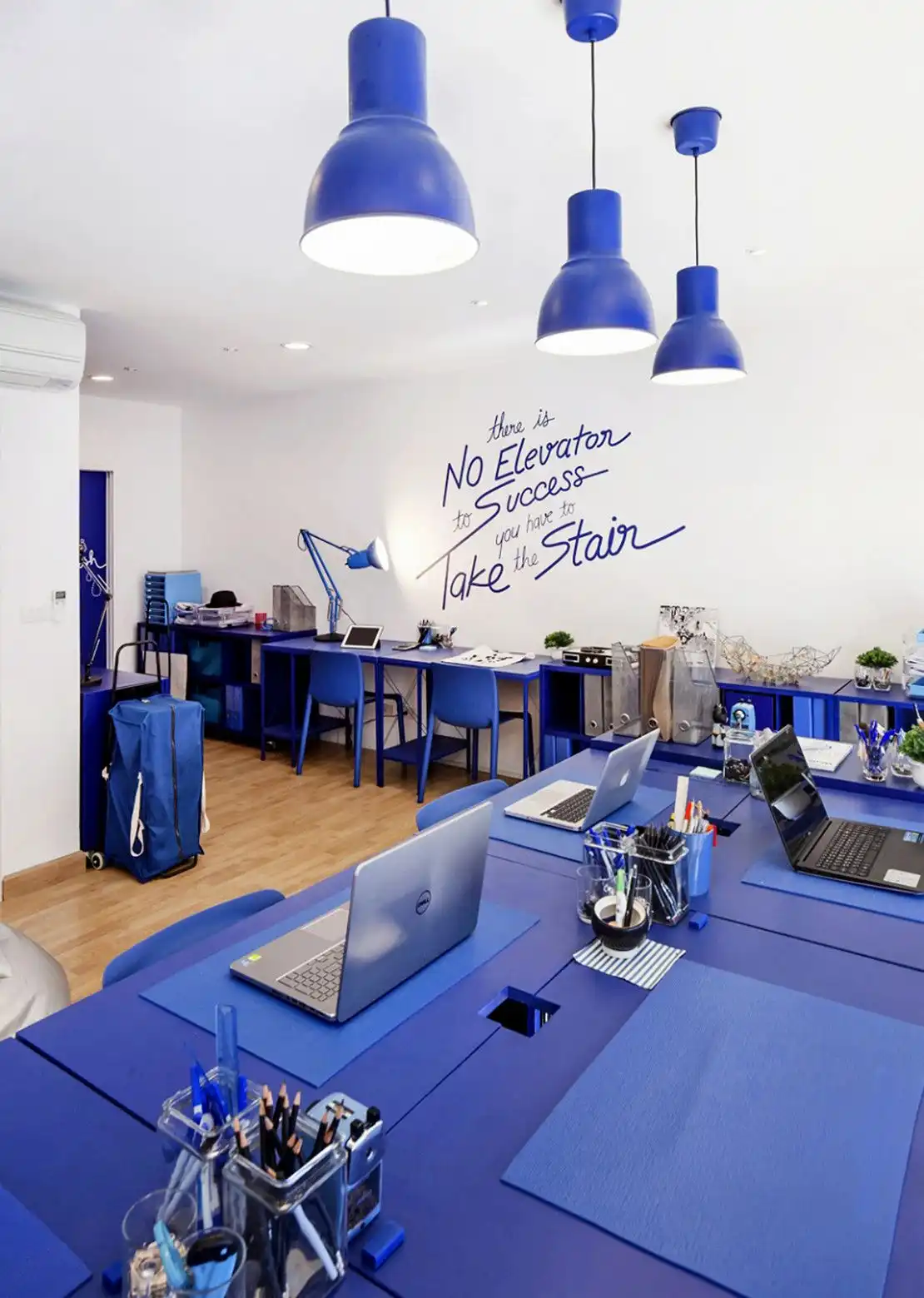 Blue room Apos2 office interior design of Apostrophy’s