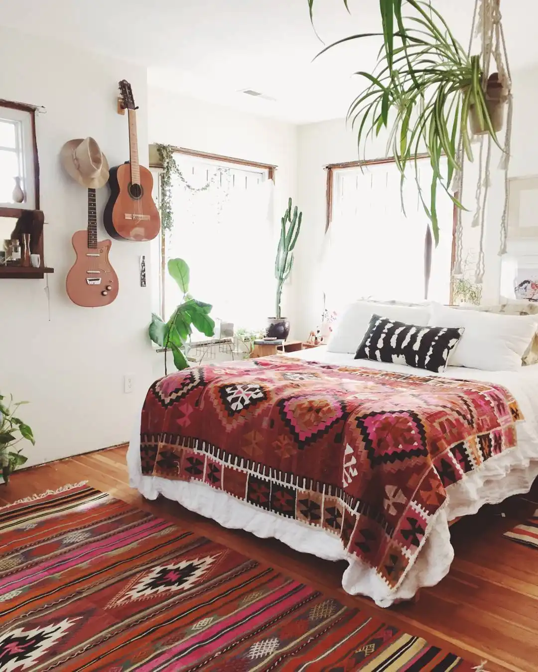 Boho bedroom instruments