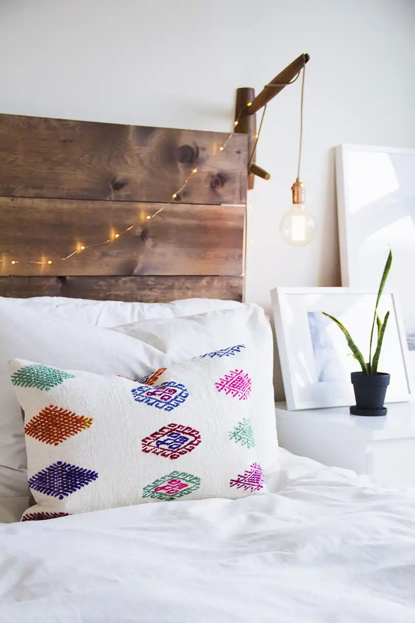 Boho bedroom lighting