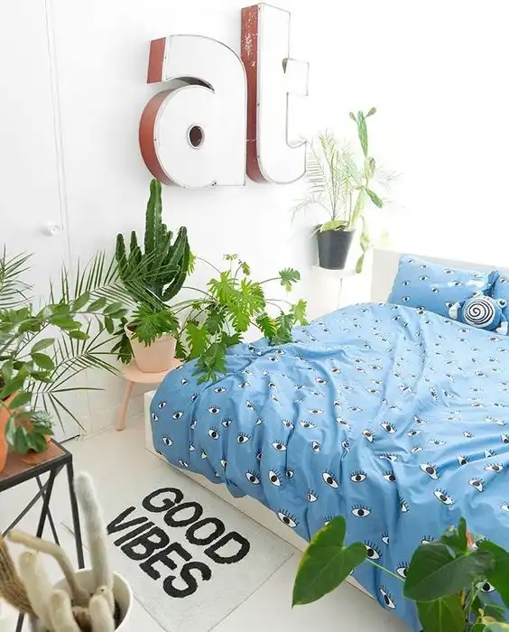 Boho bedroom plants