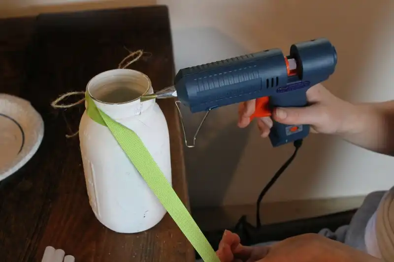 Boswell Hot Glue Gun with Six Copper Nozzles
