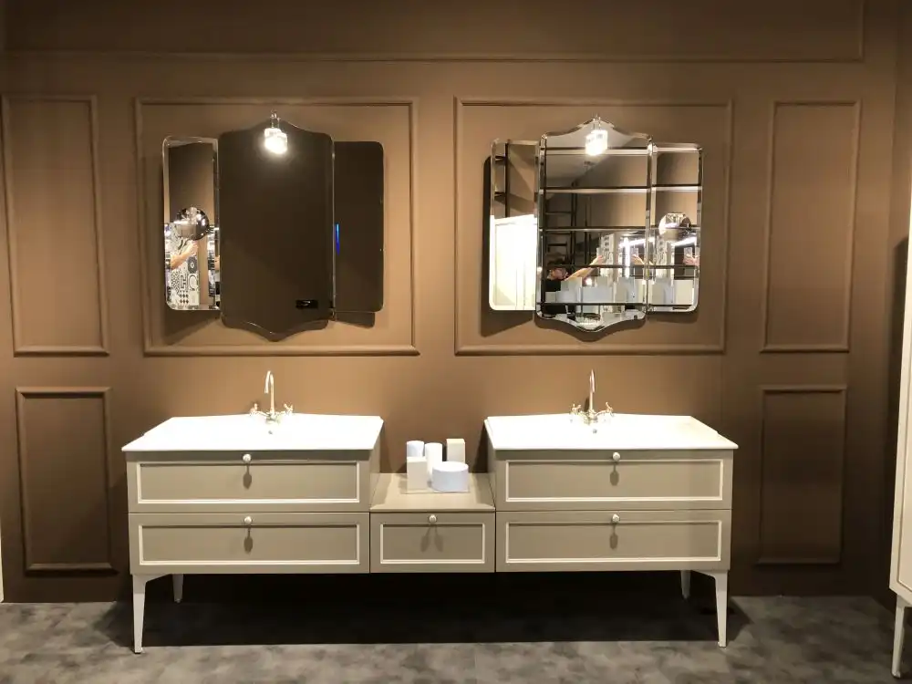 Brown traditional bathroom color decor