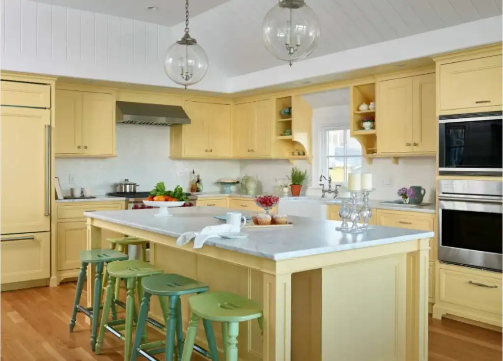 15 Good Kitchen Colors That Will Take You Through Every Season