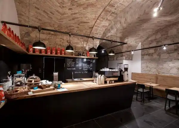 Cafe in Budapest by Spora Architects3