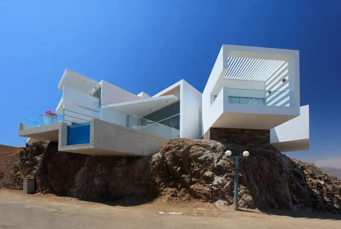 Cantilevered Pool Beach House Las Lomas I 05 by Vértice Arquitectos