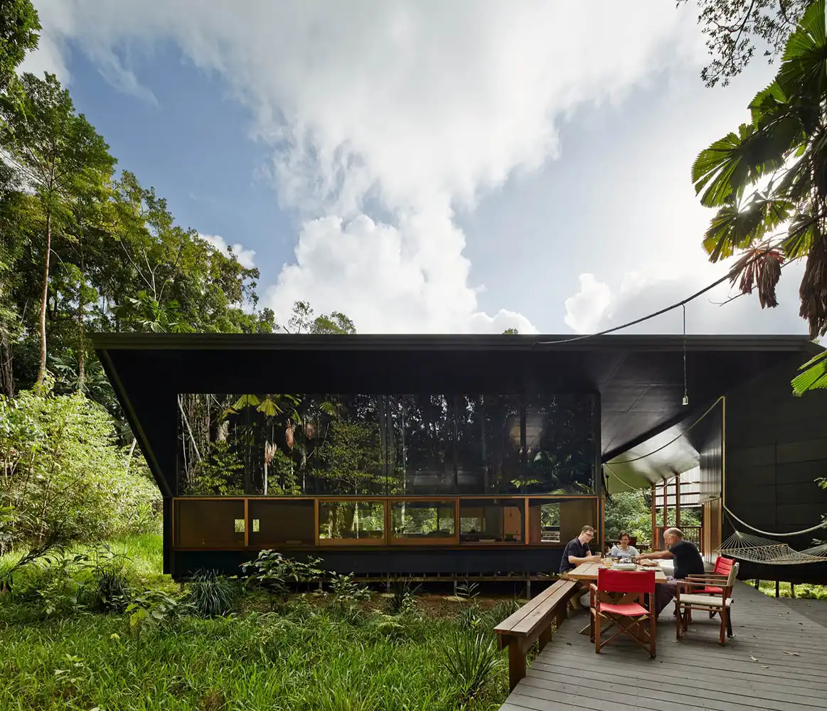 Cape Tribulation Off Grid Home by M3 architecture Exterior