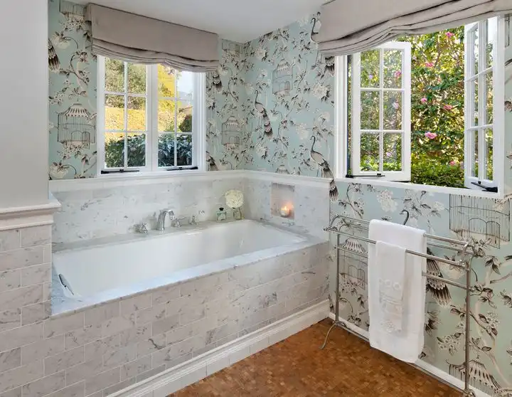 Casement windows for bathroom