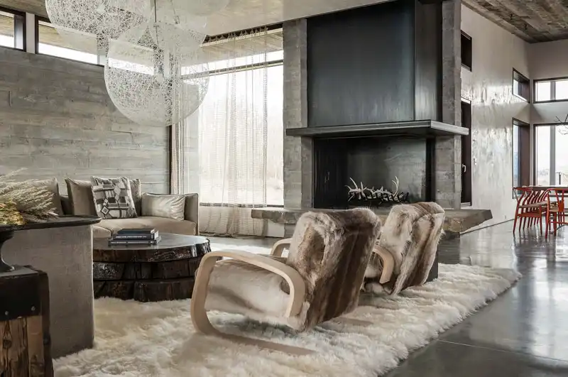 Chalet cozy living room design