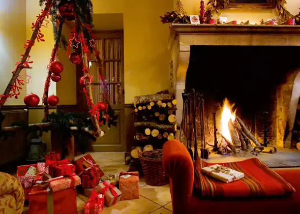 Christmas Fireplace Mantel Decoration Ideas
