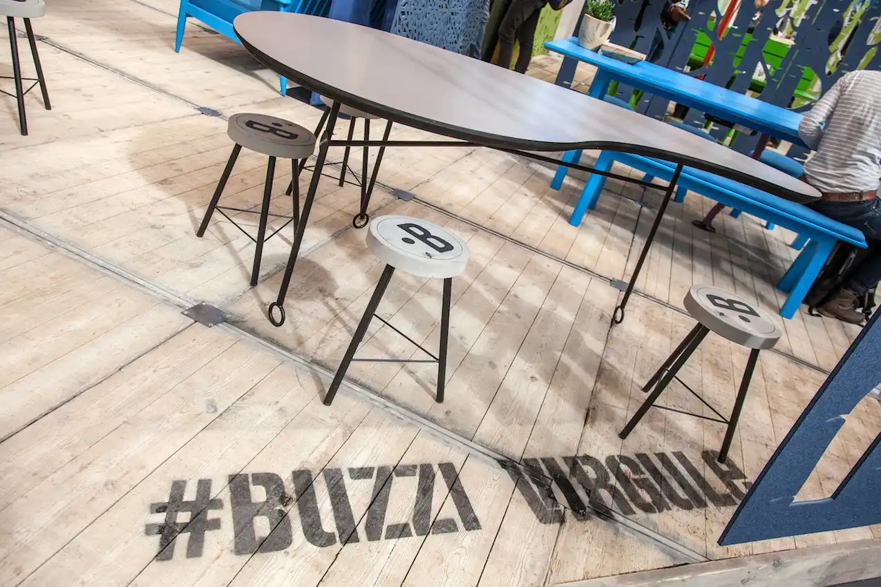 Clean lines Buzzi Virgule