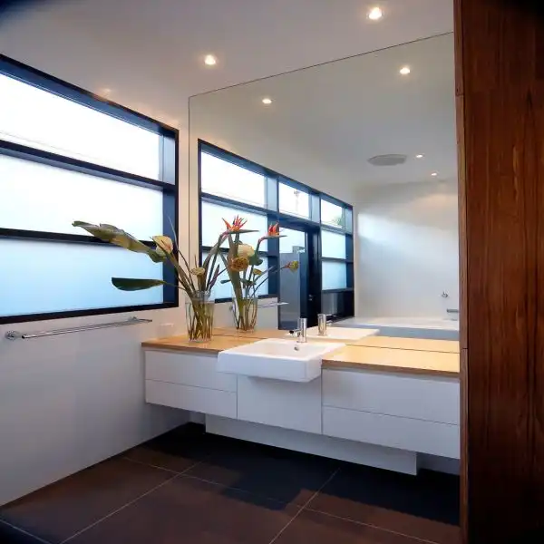 Clifton Hill House bathroom