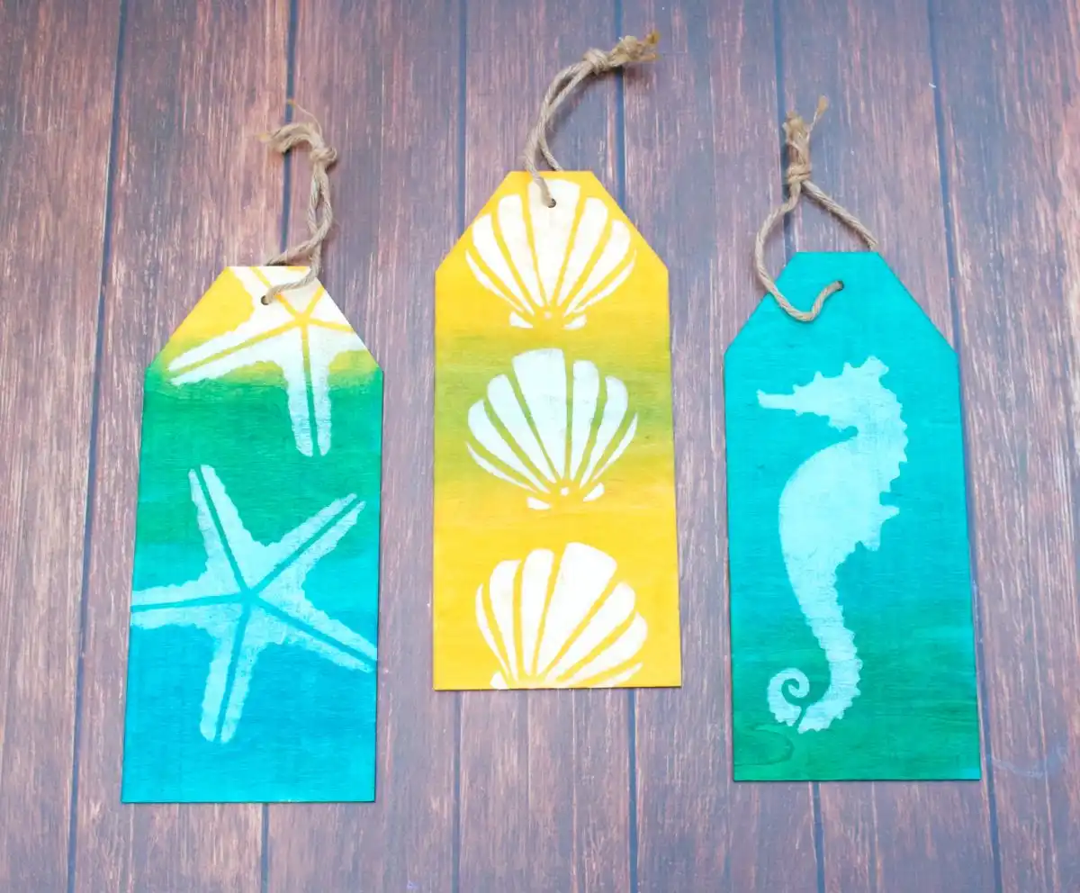 Coastal Themed Wood Tag Decor