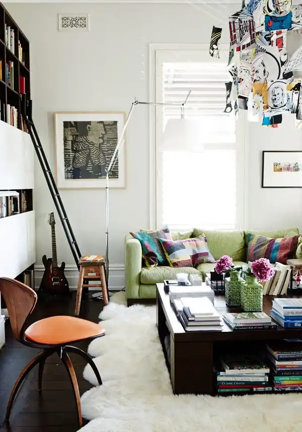 Coffee table with storage