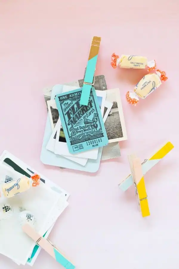 Colorblock clothespin clips