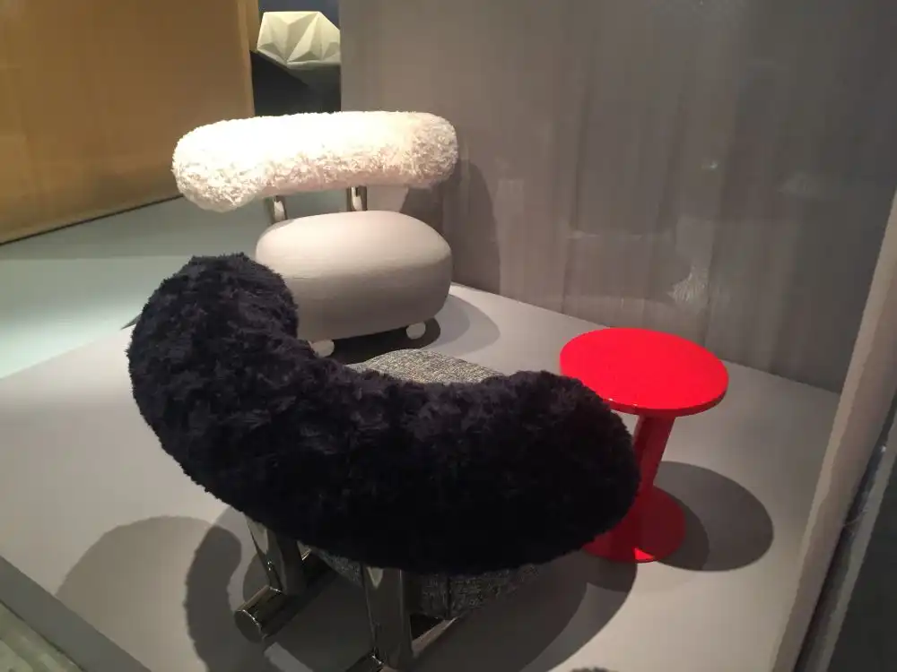 Comfortable chairs without arms
