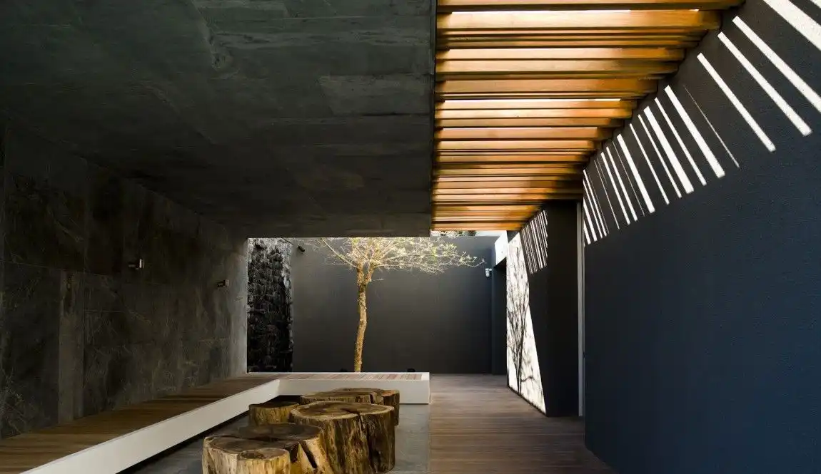 Concrete and Wood for Pergola POD Boutique Hotel