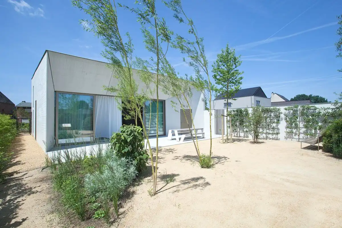 Concrete rural house by Clauwers Simon Backyard