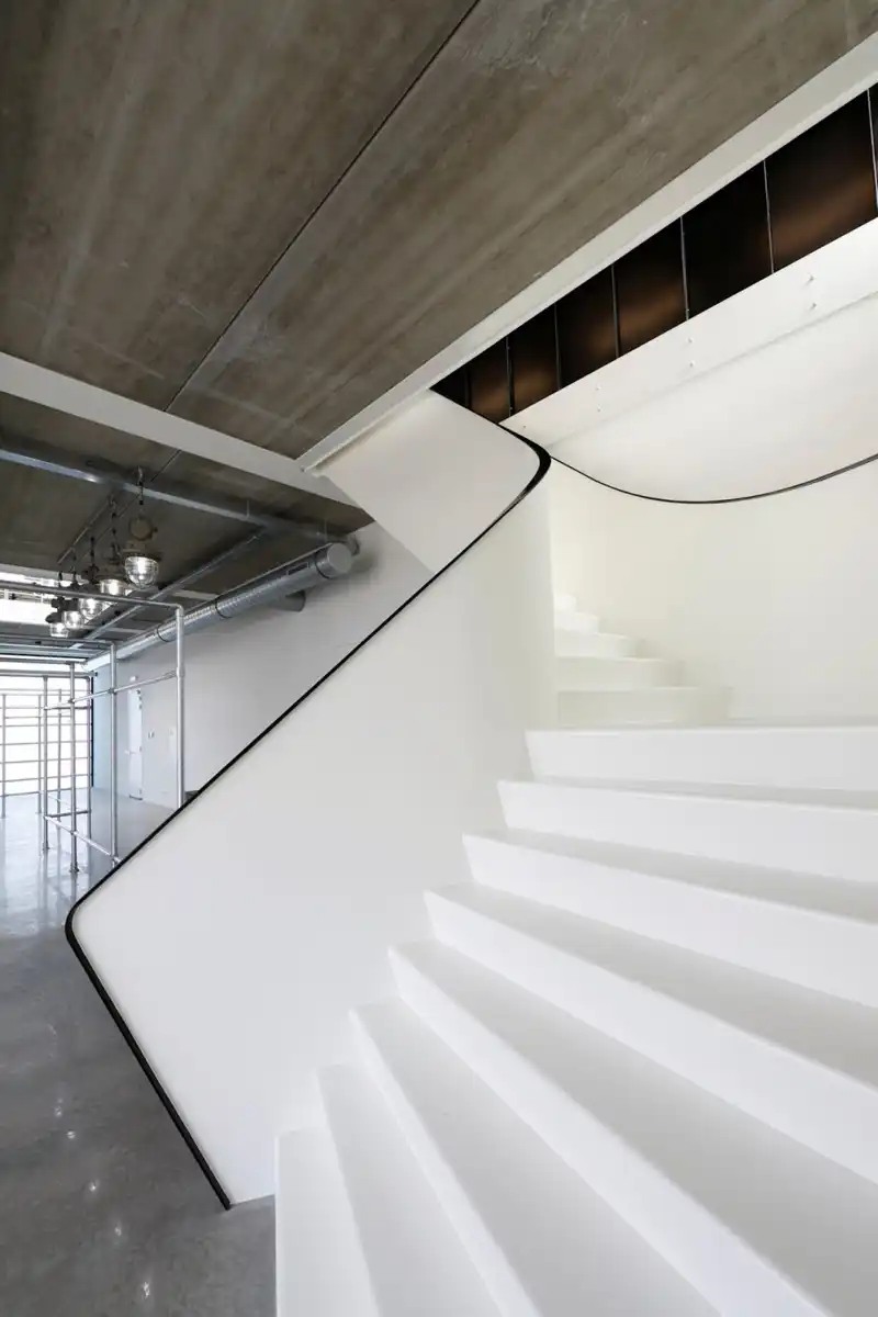Contemporary white stairs