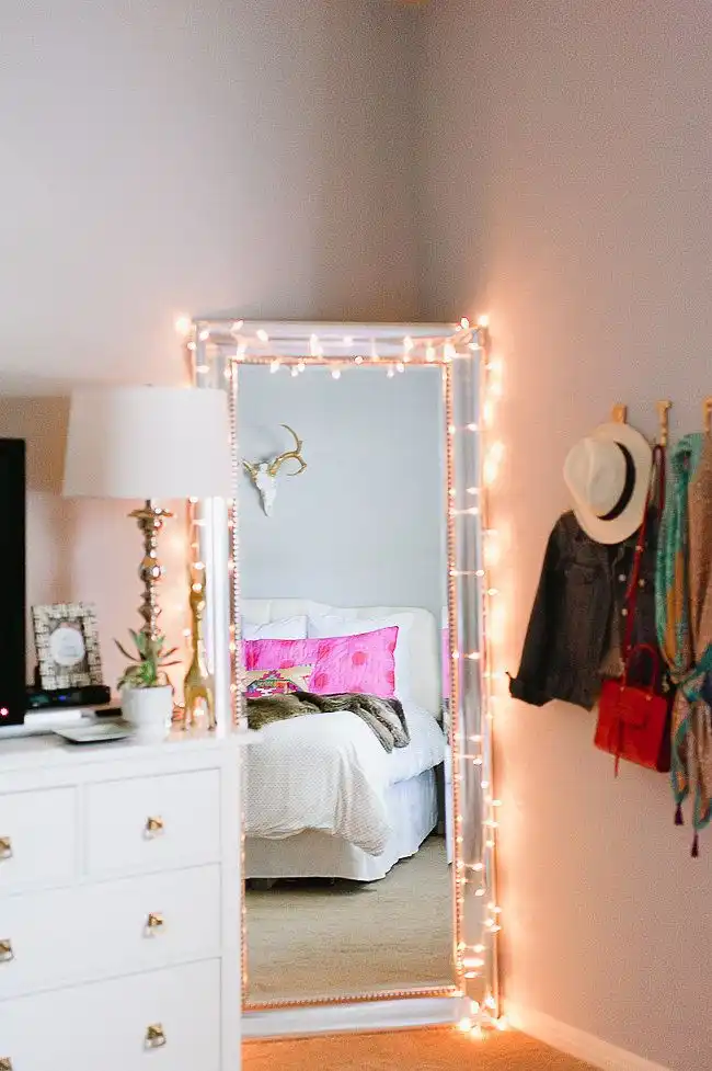 Corner Mirrors