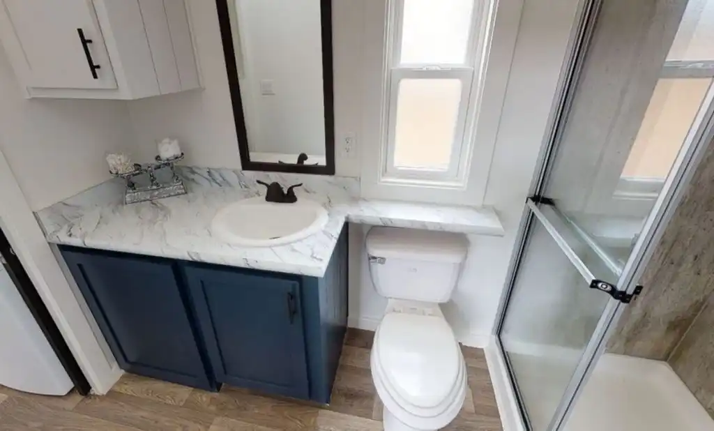 Marble countertop for vanity double like a windowsill