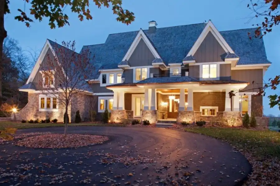 Craftsman Exterior in Minneapolis
