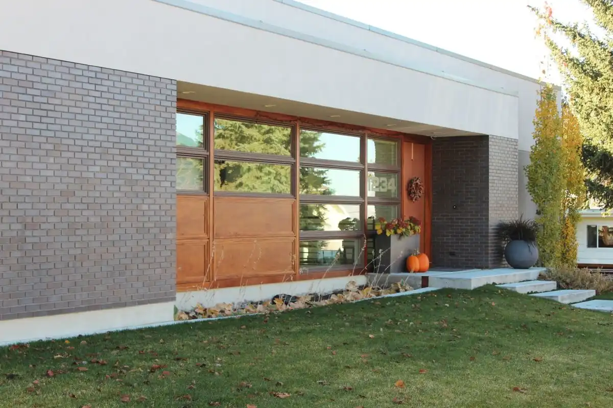 Creating a Fall Winter Curb Appeal