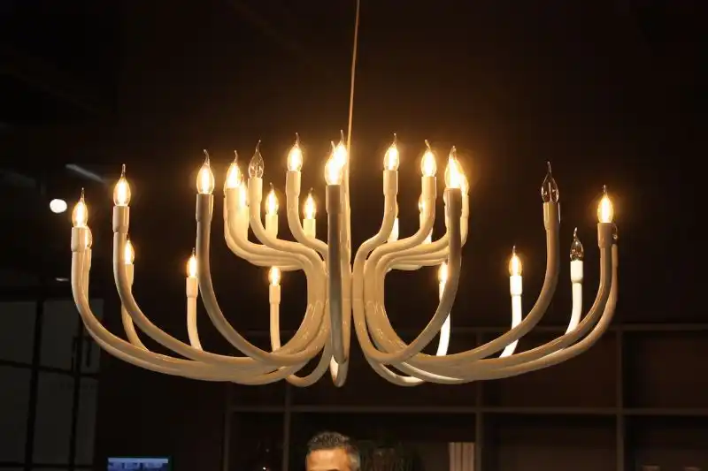 The many smooth, curved tubes remind us of the animal antler-style lighting fixtures popular for woodsy hide-aways.