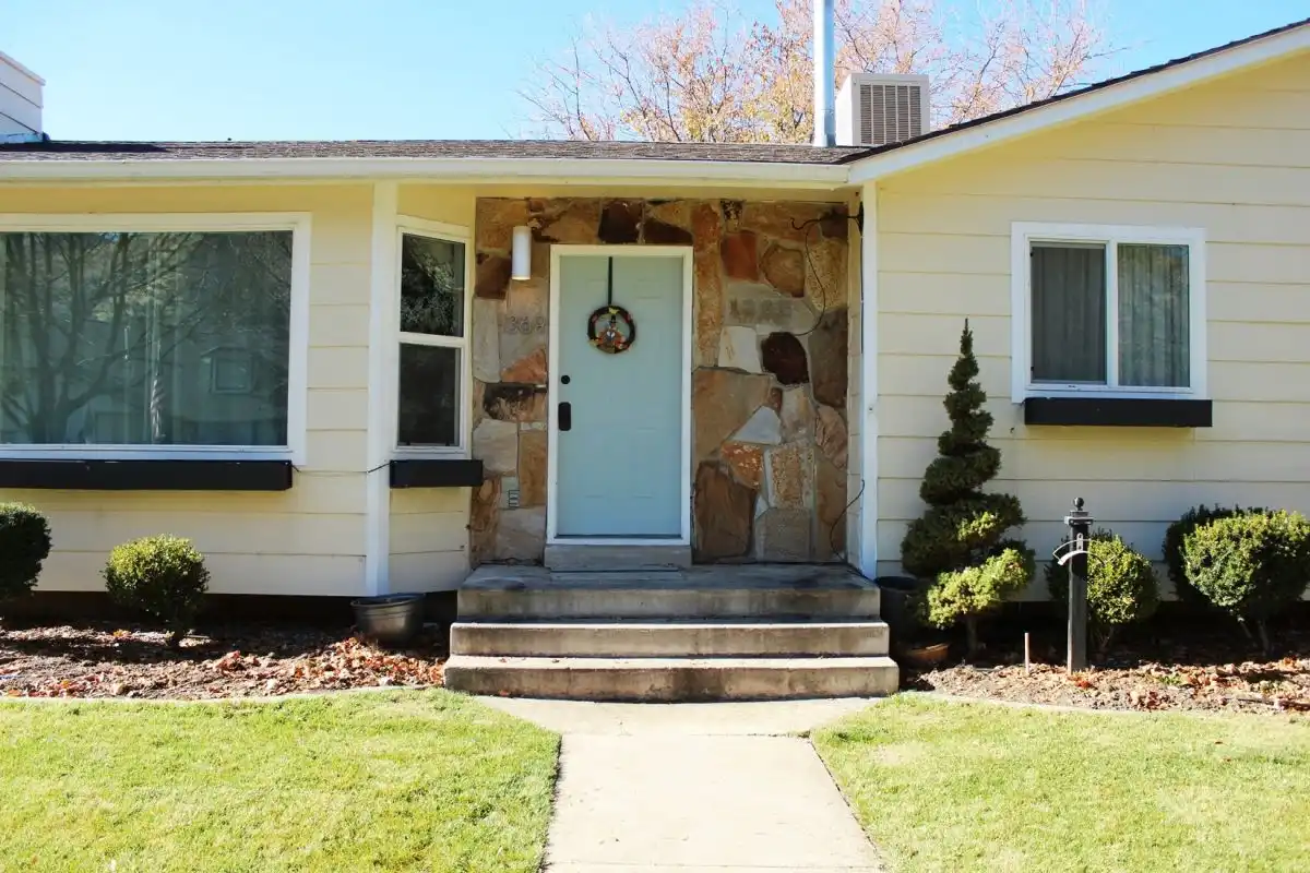 Curb Appeal Fall Design