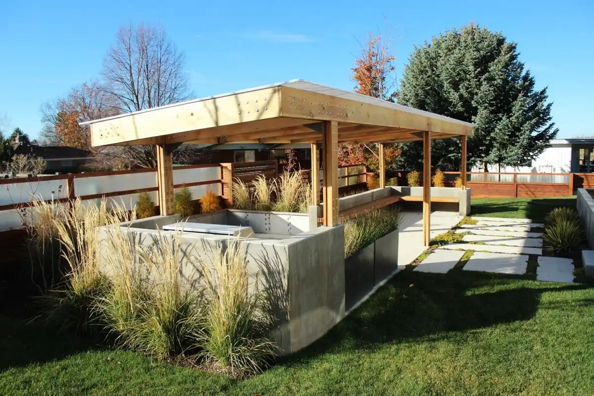 Curb Appeal - outdoor garden kitchen